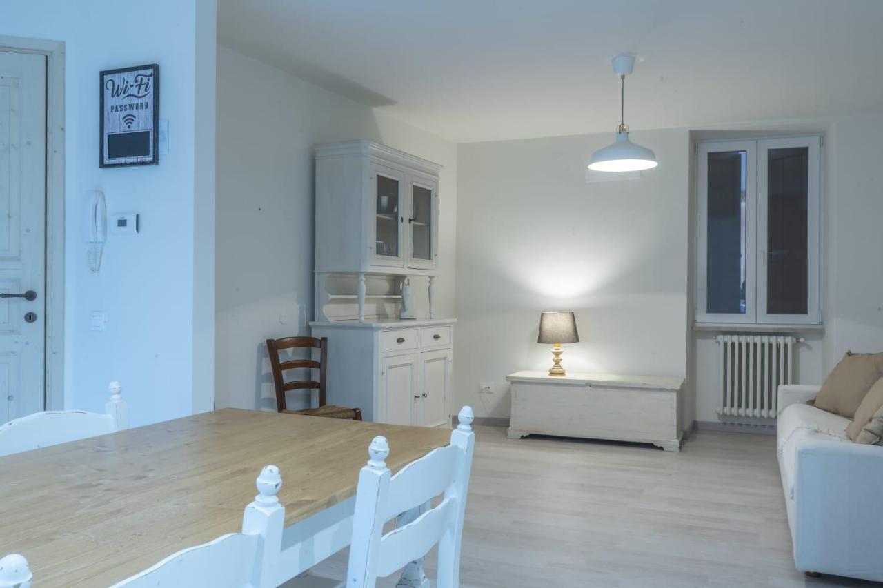 Martalagattahome San Felice del Benaco Bagian luar foto
