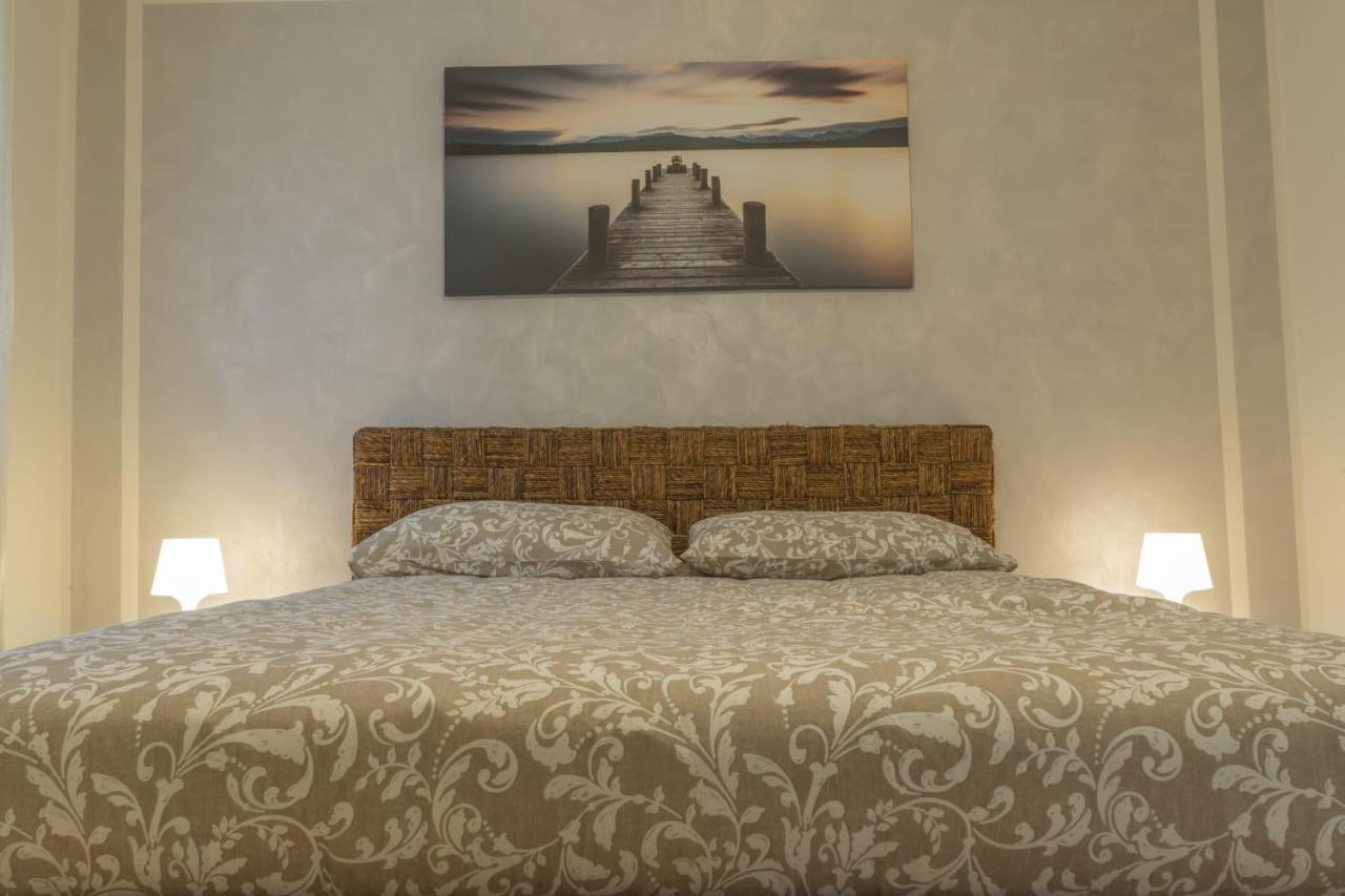 Martalagattahome San Felice del Benaco Bagian luar foto